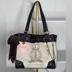 Juicy Couture Juicy Lover Daydreamer Tote Bag Black Cream Key Charm Crown Viral